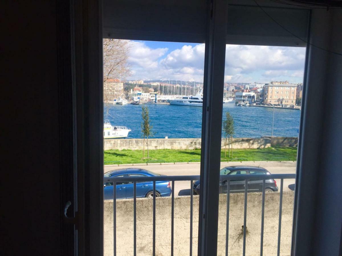 Royal View *