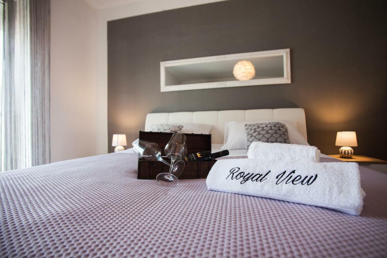 Royal View Apartment
