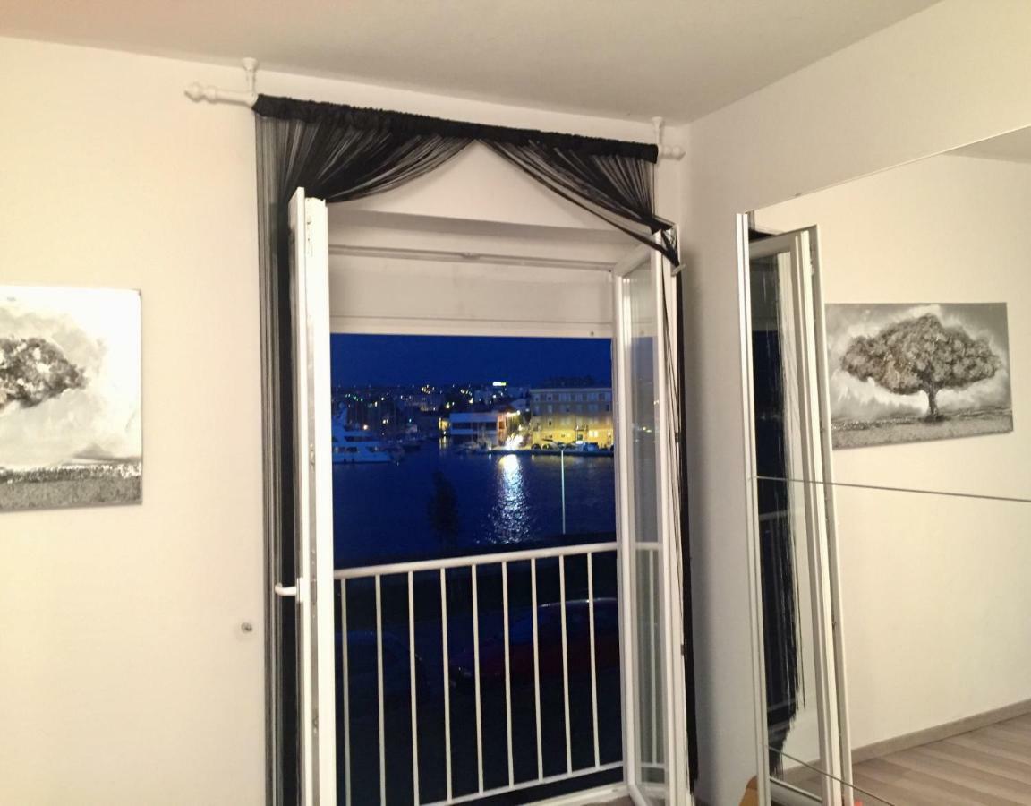 Royal View Apartment